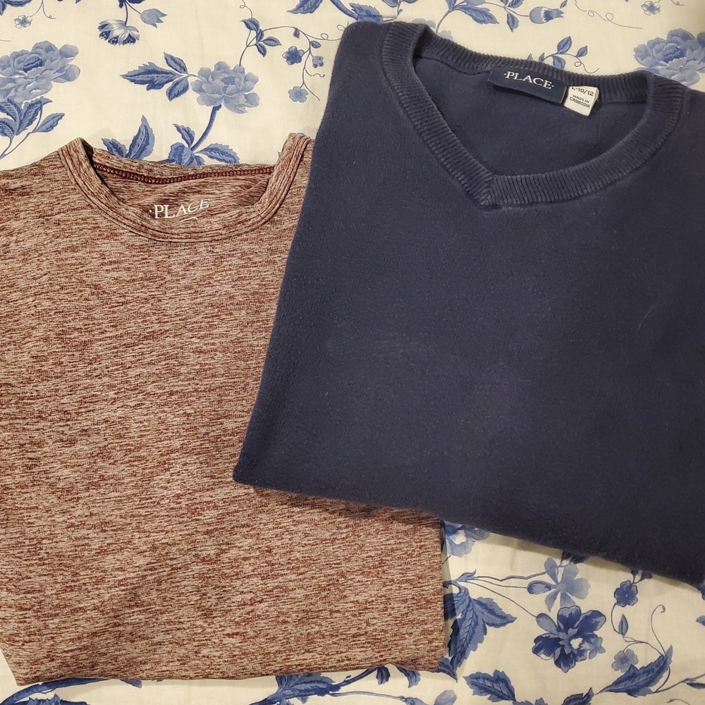 2 TOPS! Boys' Purple Short Sleeve T-Shirt, Long-Sleeved V-Neck Navy Blue Sweater